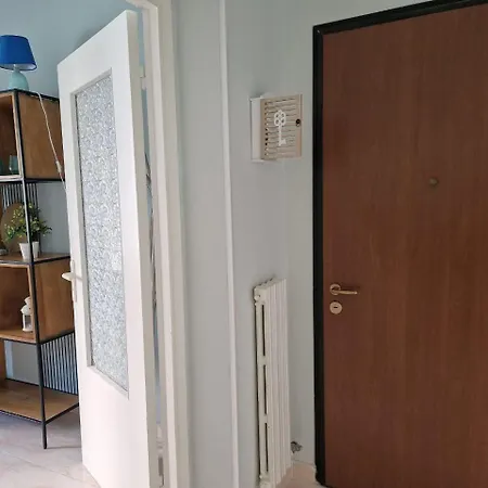 Virgilio House * تْشيفيتانوفا ماركي